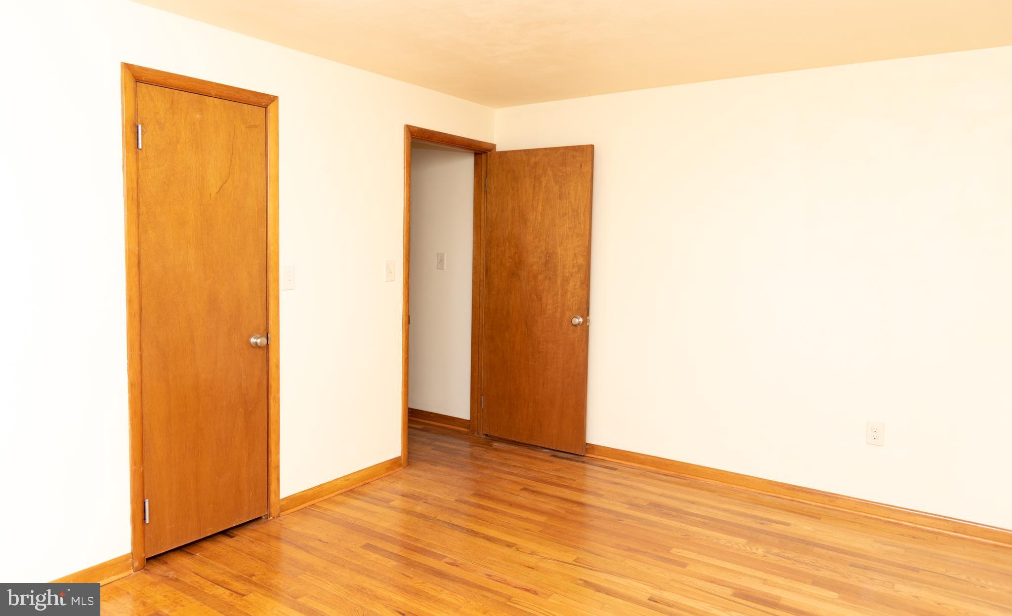 3312 Grandview Road Hanover, PA 17331 - Photo 13 of 36 Closet with light/primary bedroom