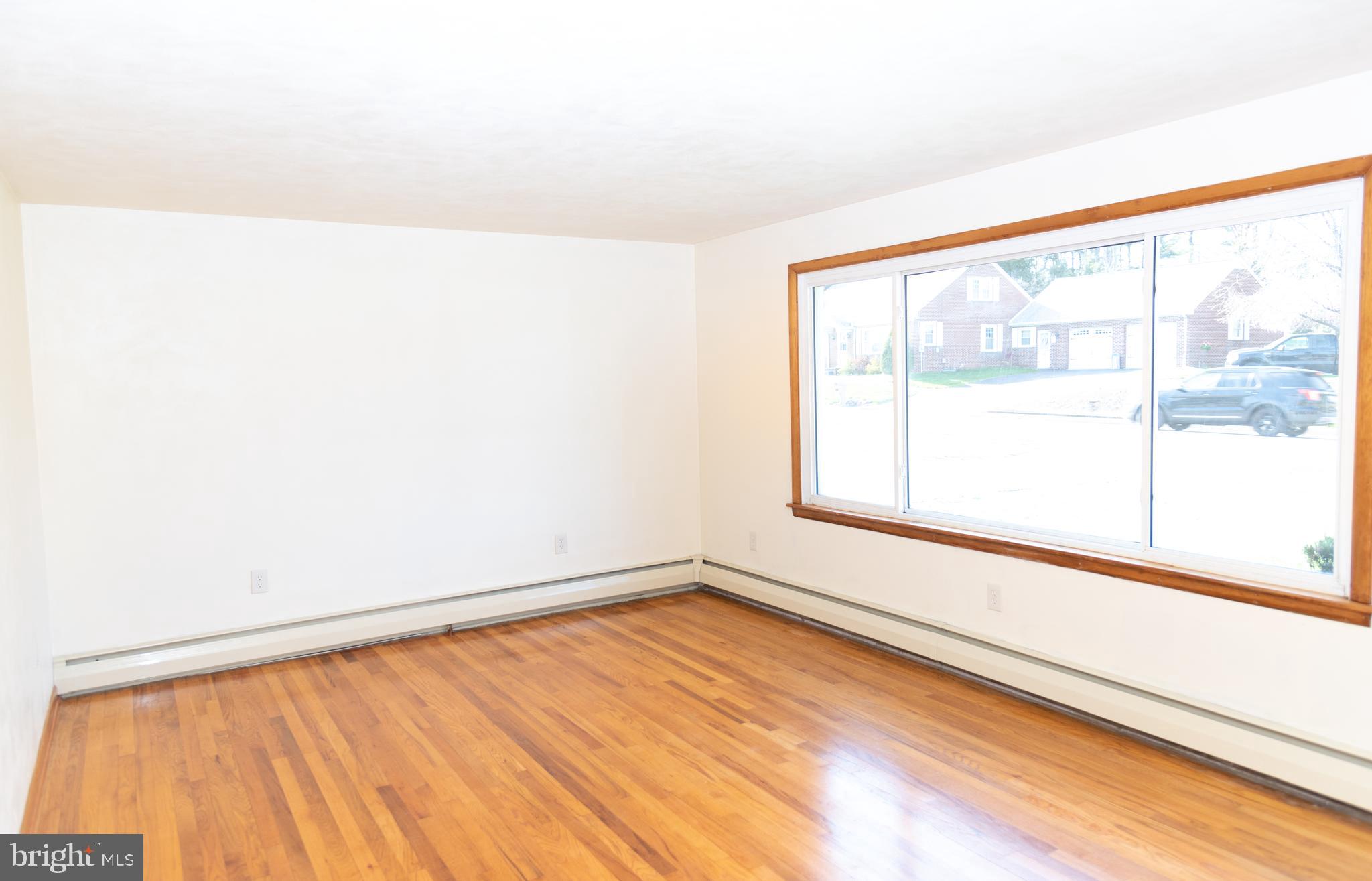 3312 Grandview Road Hanover, PA 17331 - Photo 5 of 36 Gallery Image 5
