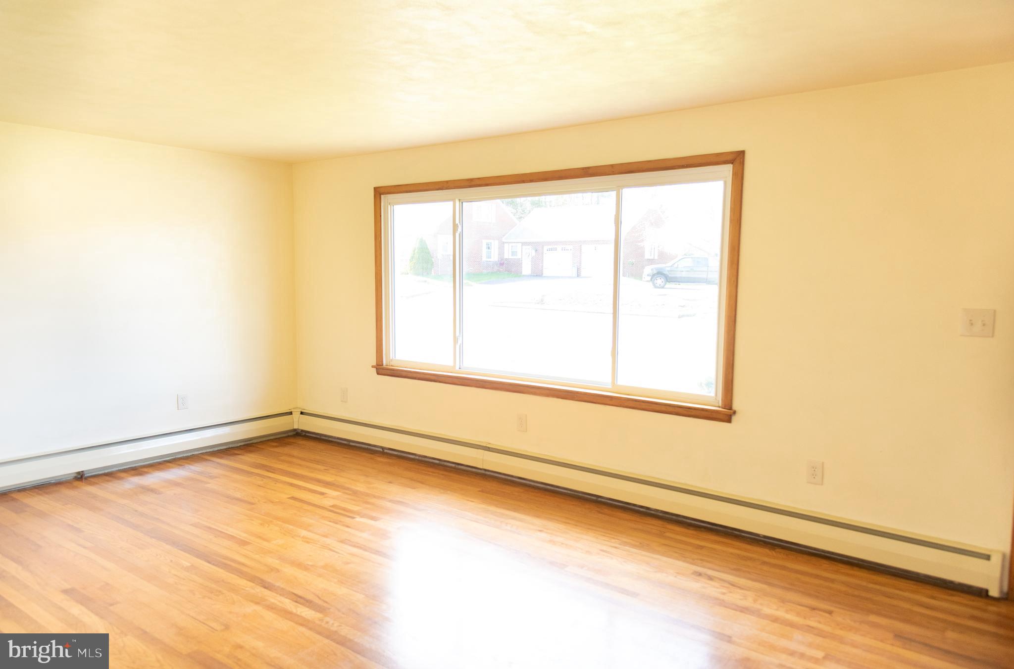 3312 Grandview Road Hanover, PA 17331 - Photo 6 of 36 Large window in living room adds GREAT light!