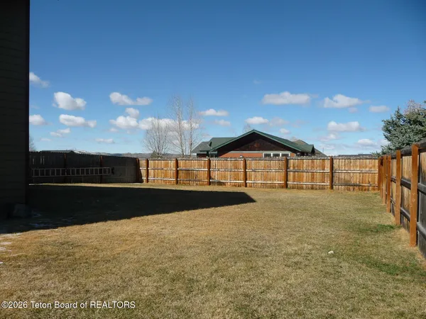 $375,000 | 825 Austin Lane, Pinedale, WY 82941