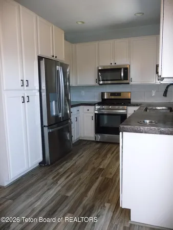 $375,000 | 825 Austin Lane, Pinedale, WY 82941