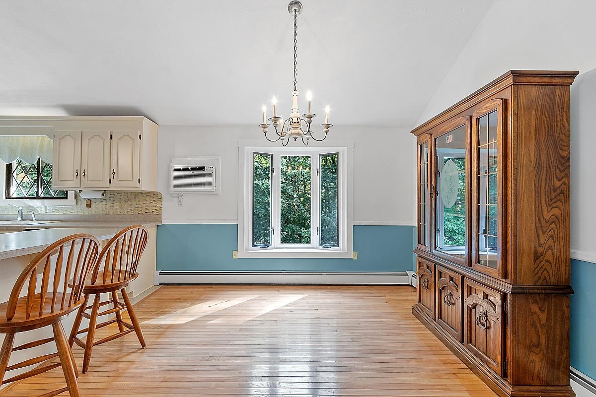 32 Summit Drive Atkinson, NH 03811 - Photo 11 of 40