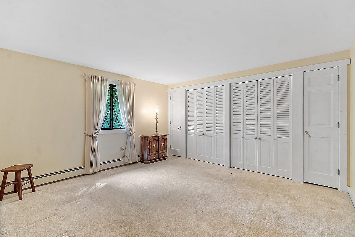 32 Summit Drive Atkinson, NH 03811 - Photo 25 of 40