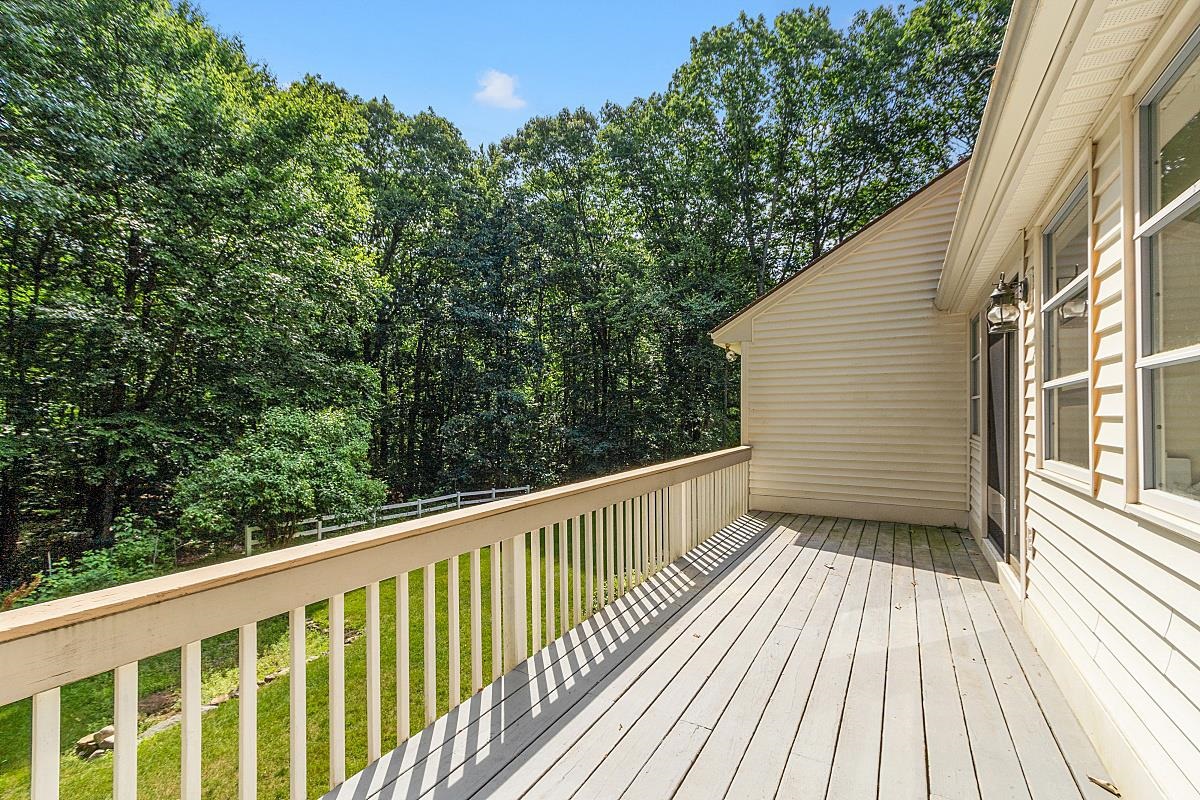 32 Summit Drive Atkinson, NH 03811 - Photo 5 of 40