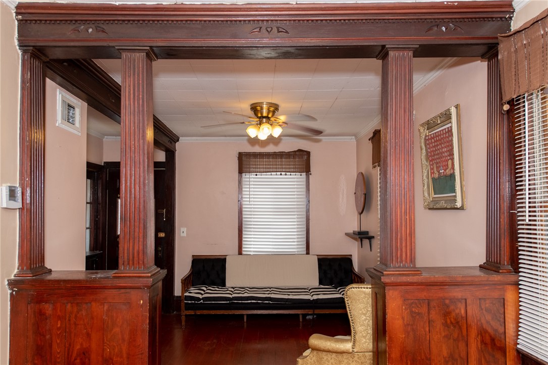 7 Union Street Warren, RI 02885 - Photo 2 of 23 1st floor living room