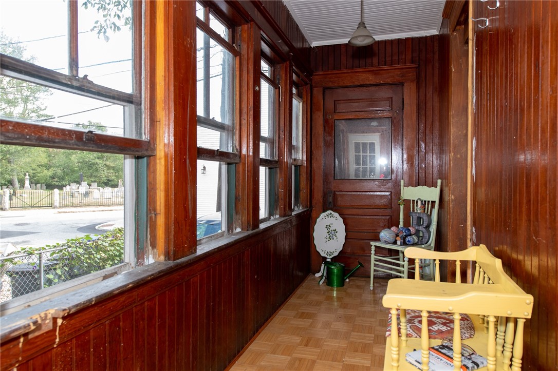 7 Union Street Warren, RI 02885 - Photo 21 of 23 Porch