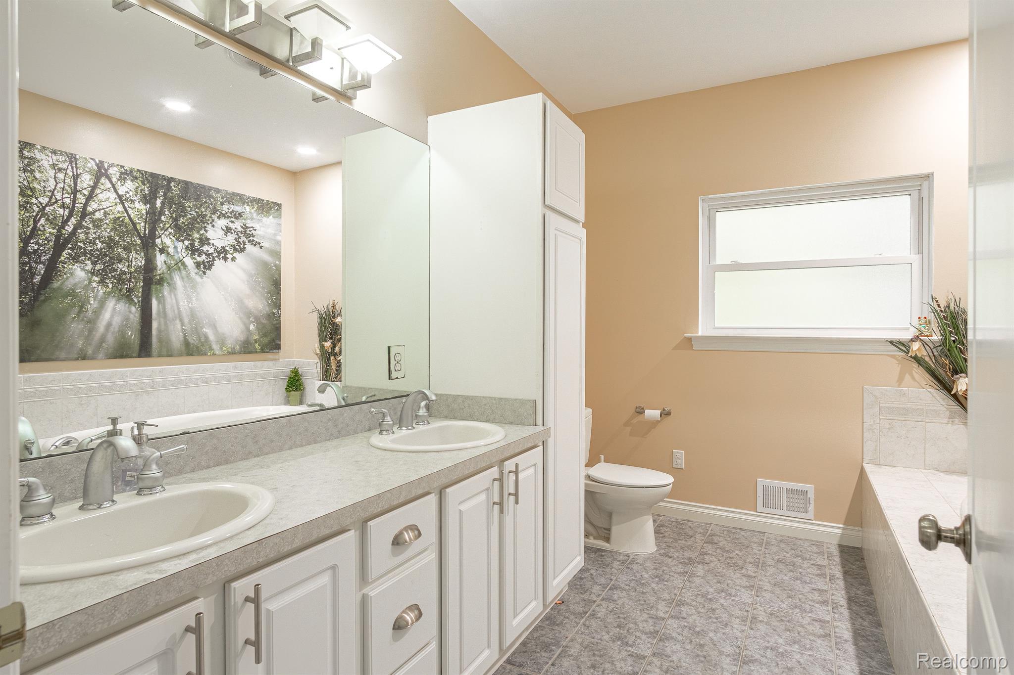 10773 Hibner Road Hartland, MI 48353 - Photo 9 of 31 Gallery Image 9
