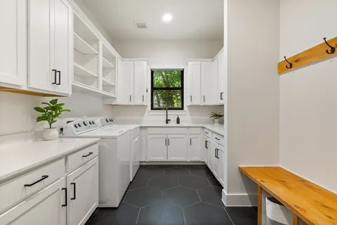 $1,550,000 | 1212 Madison Avenue, Austin, TX 78757