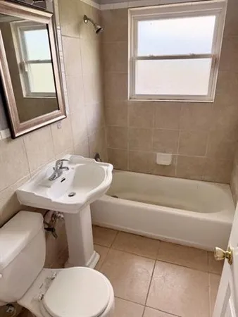 $1,800 | 4850 Lynhuber Drive, New Orleans, LA 70126