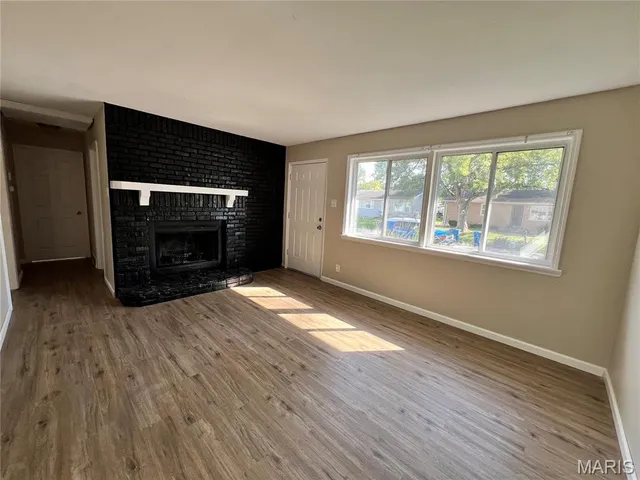 $1,400 | 1219 Walker Avenue, St. Louis, MO 63138