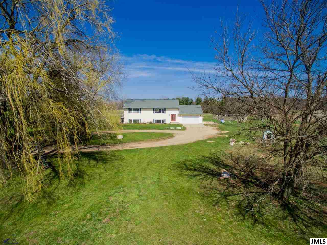 2893 Muma Road Parma, MI 49269 - Photo 1 of 36 Photo 1