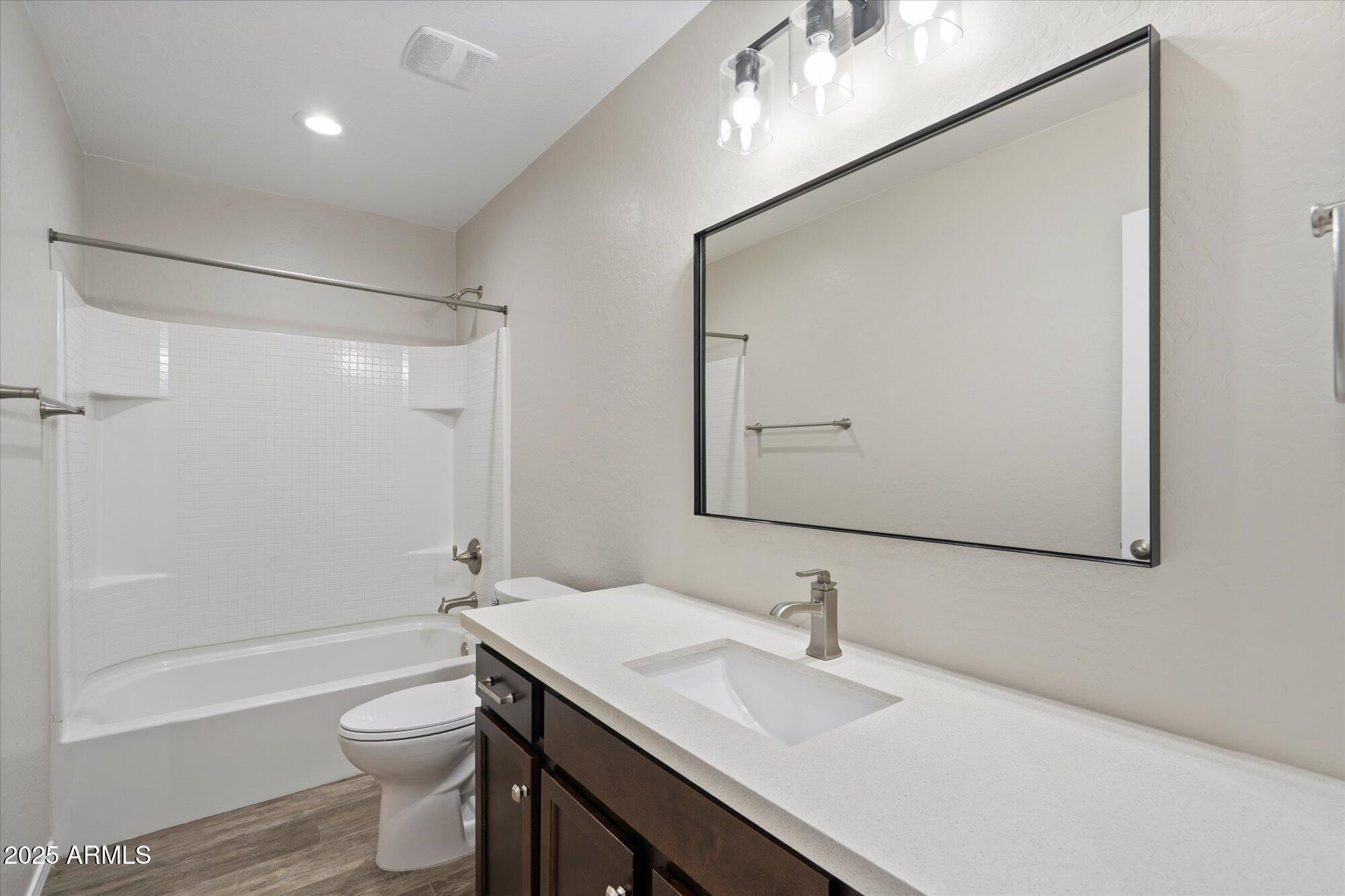 3010 North 37th Street, Unit 6 Phoenix, AZ 85018 - Photo 11 of 17 19-108796043