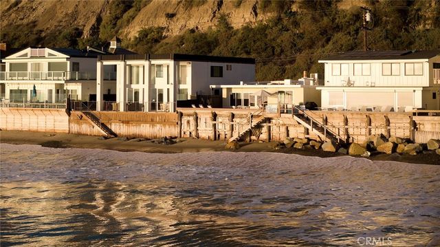 a view of a house with large park