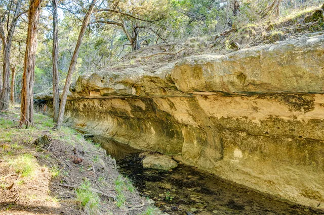 $1,999,999 | 281 Kloster Lane, Blanco, TX 78606