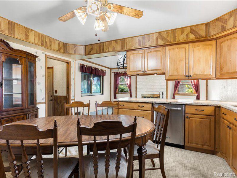 14224 Brandywine Road Sterling Heights, MI 48312 - Photo 19 of 33
