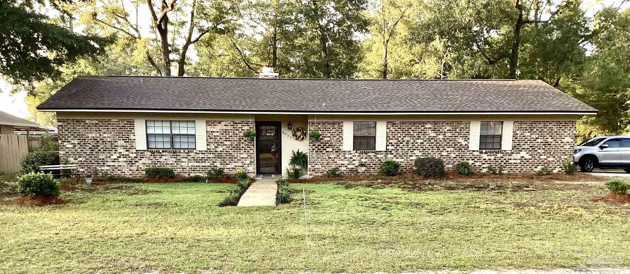 6485 Oakcrest Road Milton, FL 32570 - Photo 5 of 36 Gallery Image 5