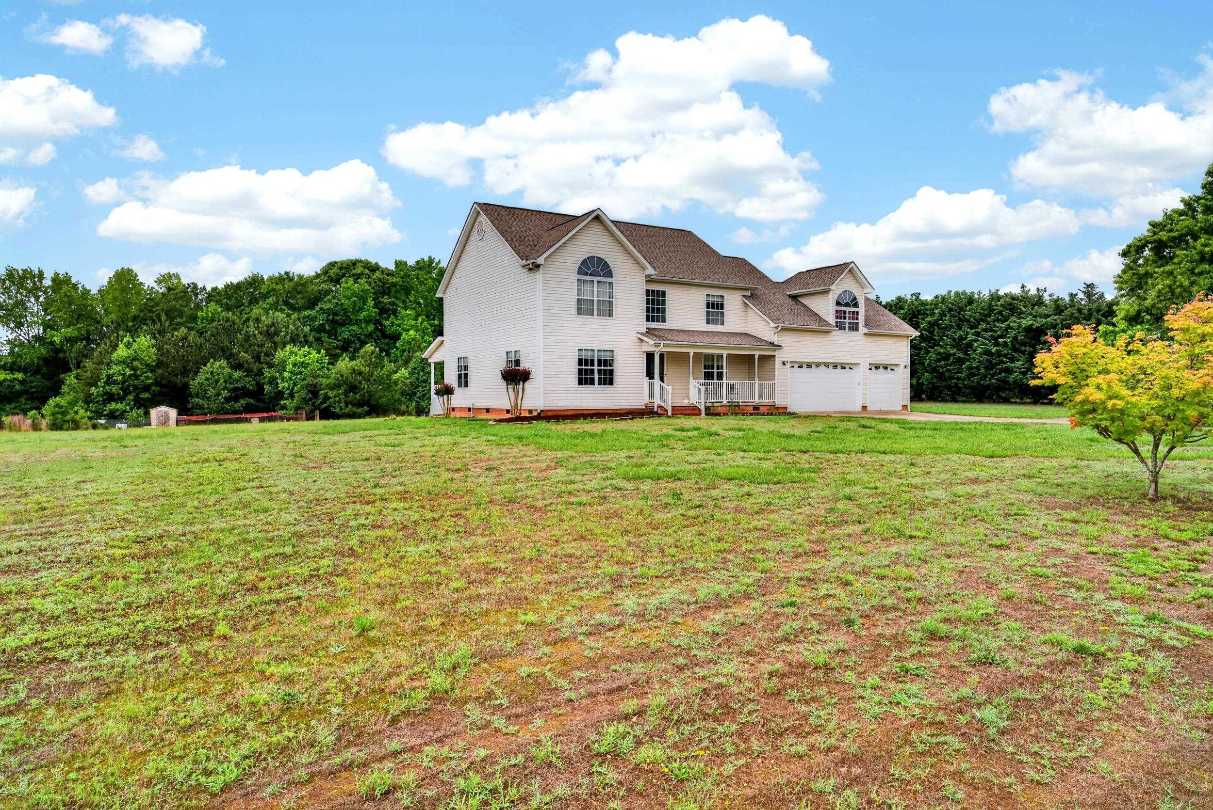268 Holden Drive Inman, SC 29349 - Photo 3 of 48