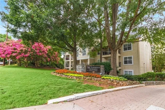 $2,100 | 3655 Habersham Road Northeast, Atlanta, GA 30305