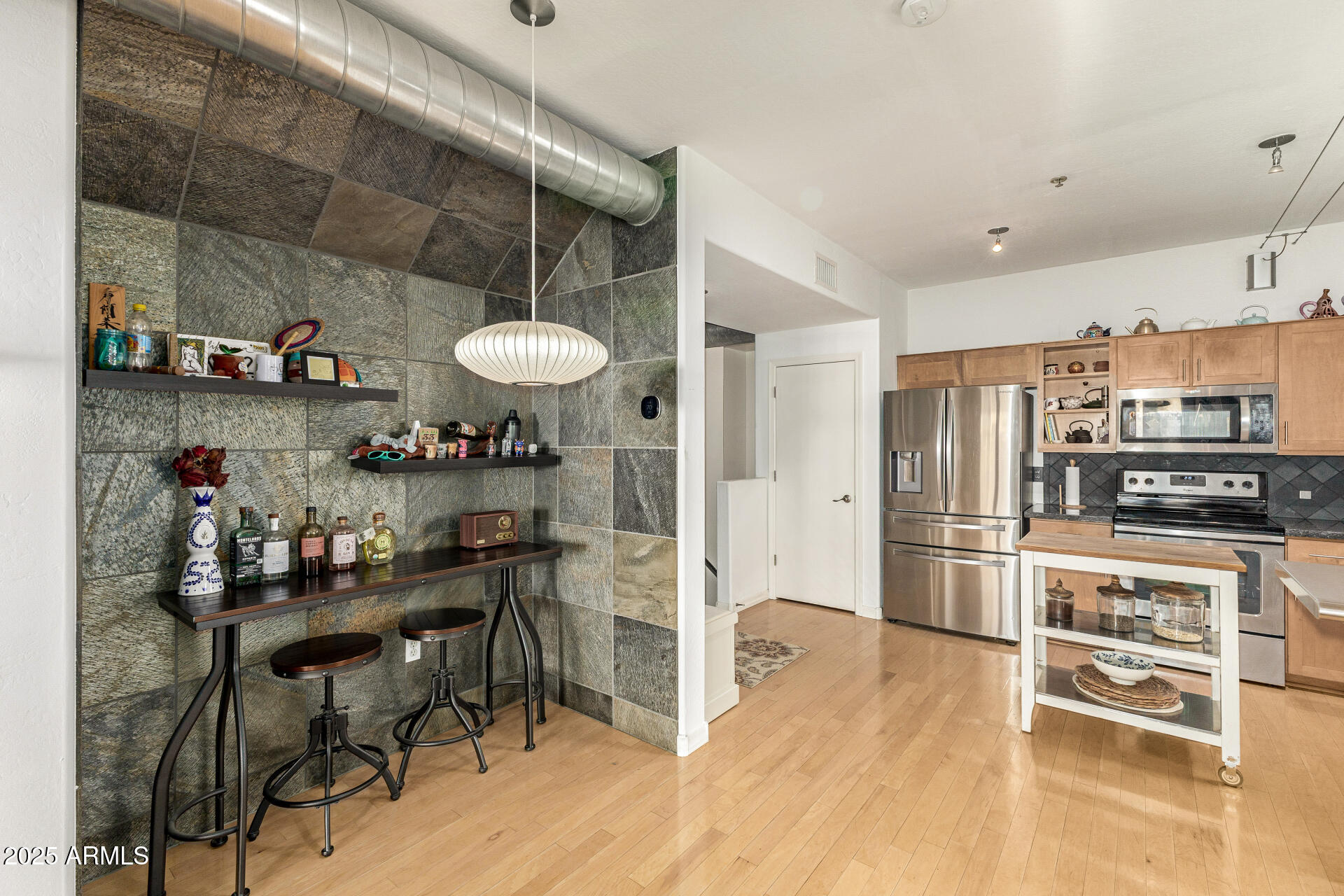 706 East Washington Street, Unit 114 Phoenix, AZ 85034 - Photo 11 of 29 Bar Nook