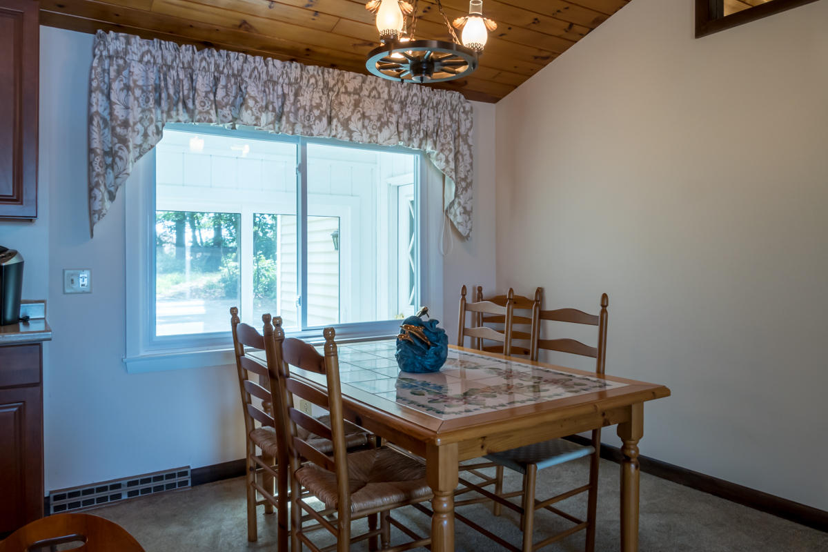 166 Lyons Point Road Gray, ME 04071 - Photo 9 of 42 23-Dining