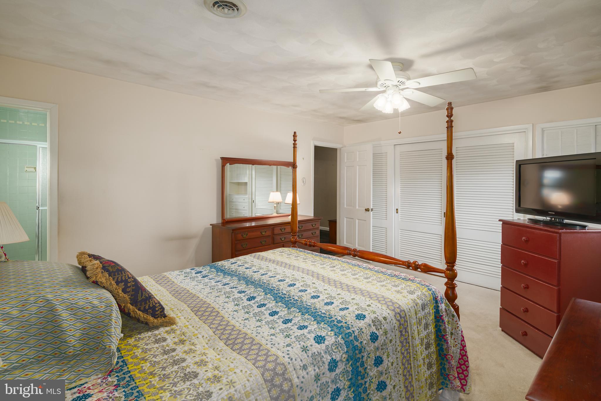 82 Mountainview Road Ewing, NJ 08628 - Photo 15 of 24