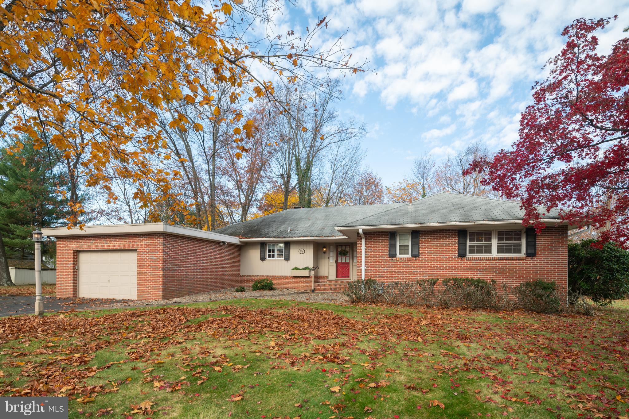 82 Mountainview Road Ewing, NJ 08628 - Photo 2 of 24