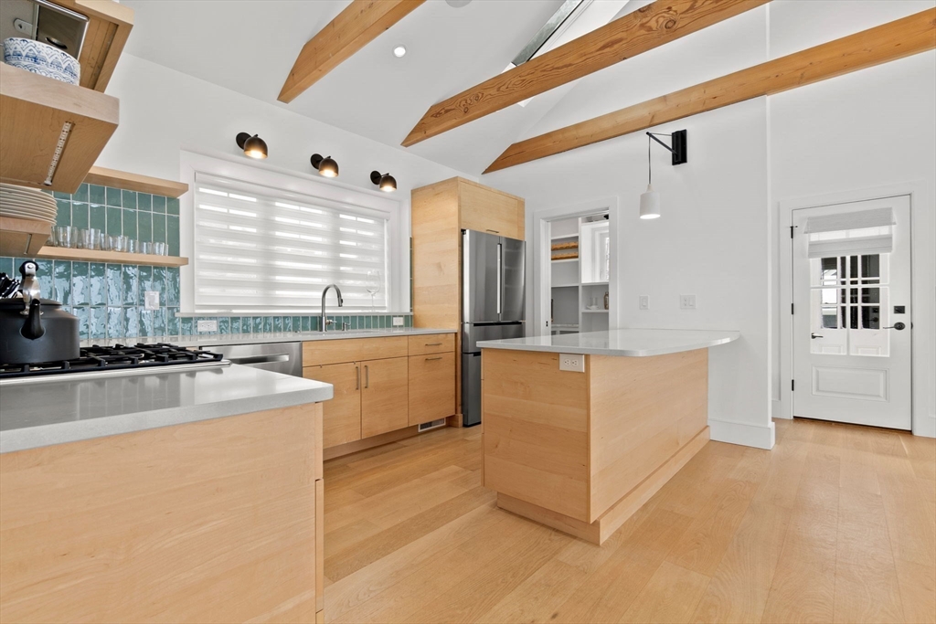 33 Bayview Road Ipswich, MA 01938 - Photo 4 of 42