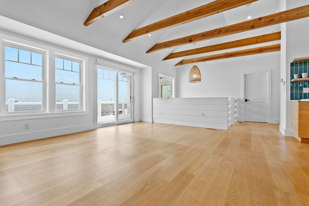 33 Bayview Road Ipswich, MA 01938 - Photo 7 of 42