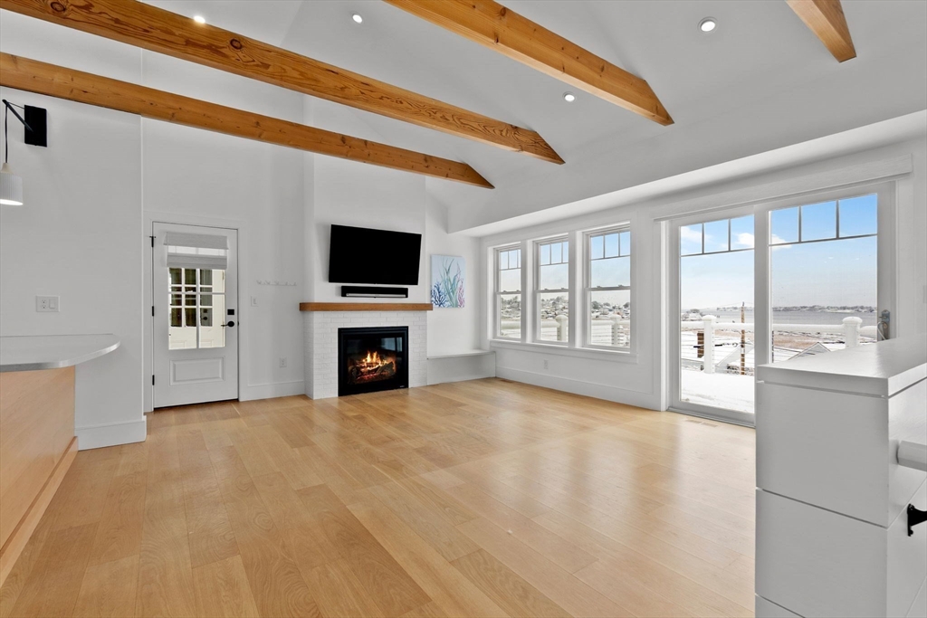 33 Bayview Road Ipswich, MA 01938 - Photo 8 of 42