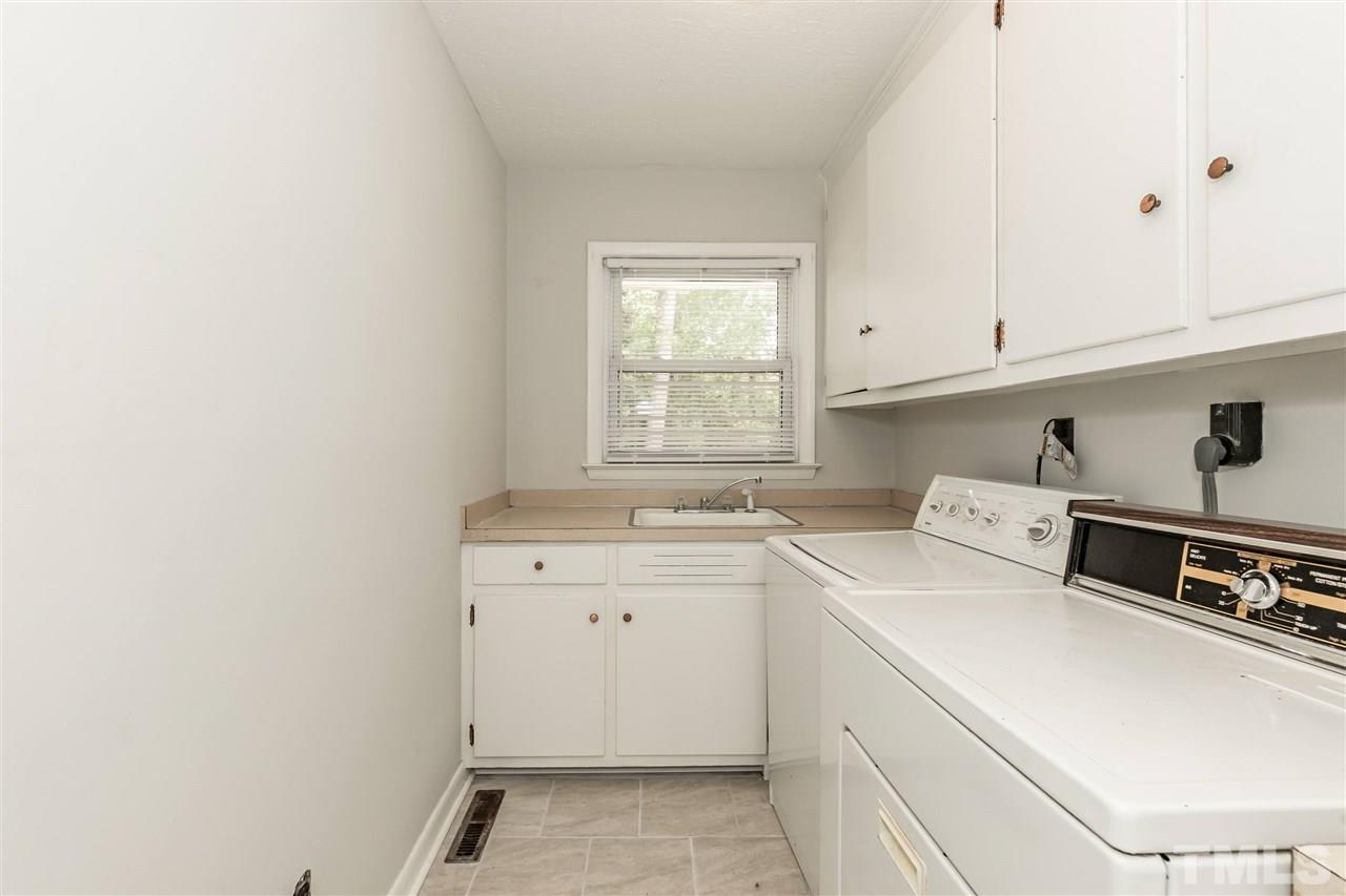323 Golf Course Drive Raleigh, NC 27610 - Photo 13 of 30
