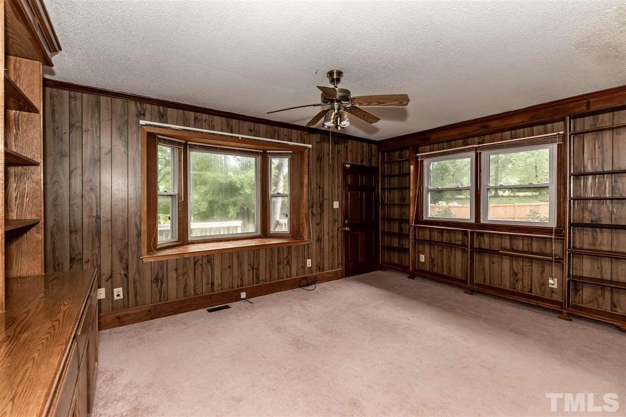 323 Golf Course Drive Raleigh, NC 27610 - Photo 8 of 30