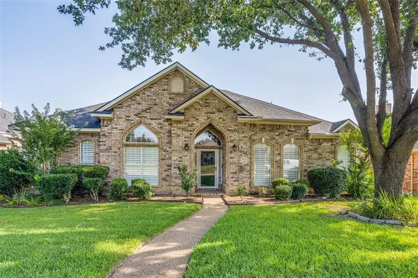 $3,300 | 2900 Bellerive Drive, Plano, TX 75025