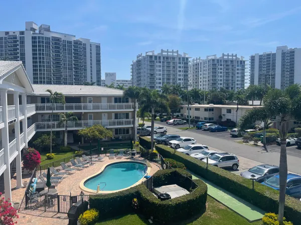 $2,900 | 3201 Northeast 29th Street, Unit 308, Fort Lauderdale, FL 33308