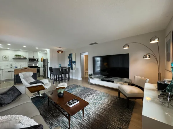 $2,900 | 3201 Northeast 29th Street, Unit 308, Fort Lauderdale, FL 33308