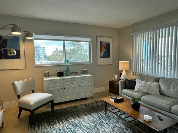 $2,900 | 3201 Northeast 29th Street, Unit 308, Fort Lauderdale, FL 33308