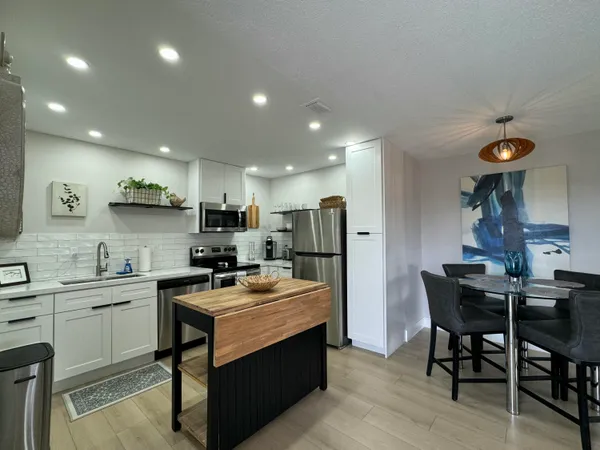 $2,900 | 3201 Northeast 29th Street, Unit 308, Fort Lauderdale, FL 33308