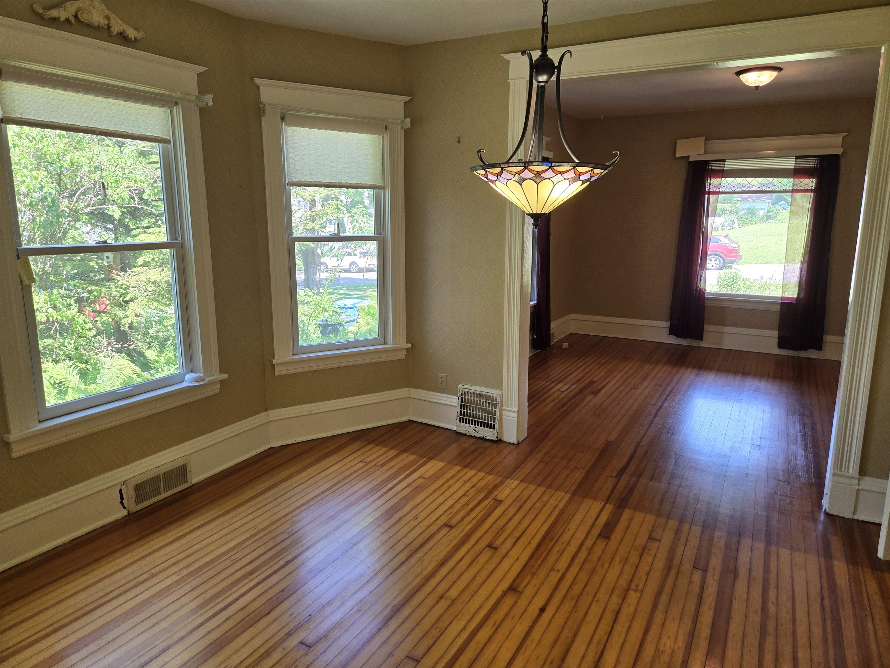 1724 Parmenter Street Middleton, WI 53562 - Photo 8 of 35