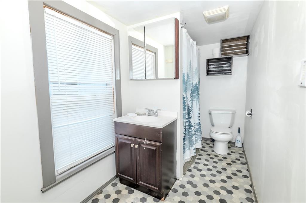 452 Washington Street Indiana, PA 15701 - Photo 28 of 28 a bathroom with a sink toilet and shower