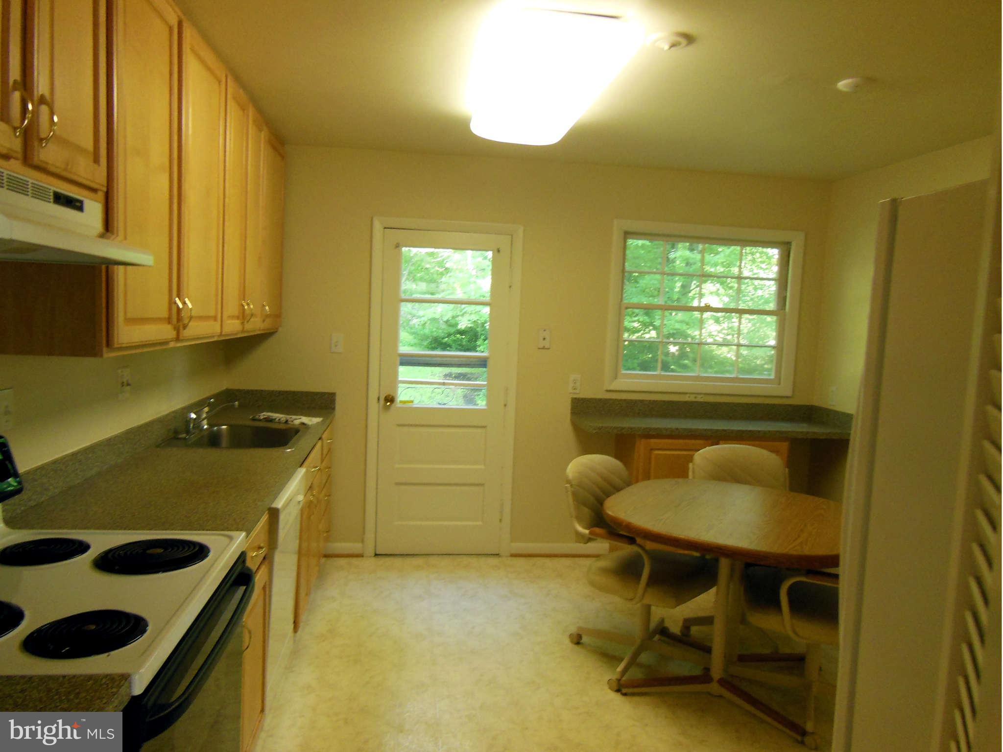 6506 Winnepeg Road Bethesda, MD 20817 - Photo 12 of 30 Kitchen