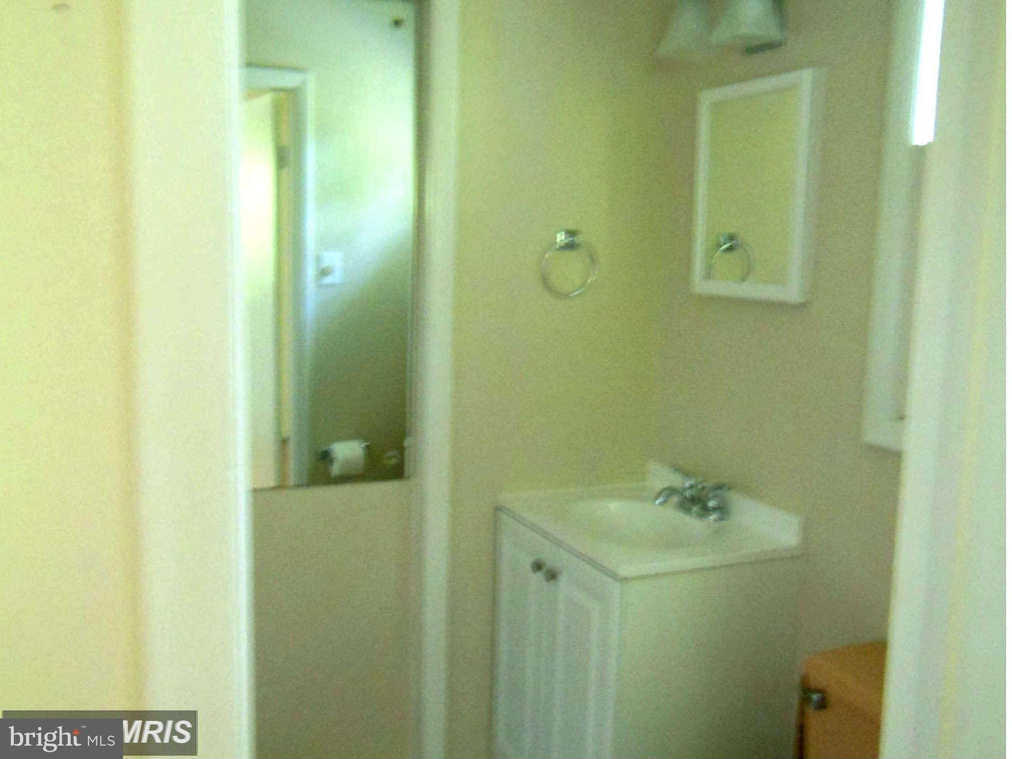 6506 Winnepeg Road Bethesda, MD 20817 - Photo 19 of 30 Bath Master