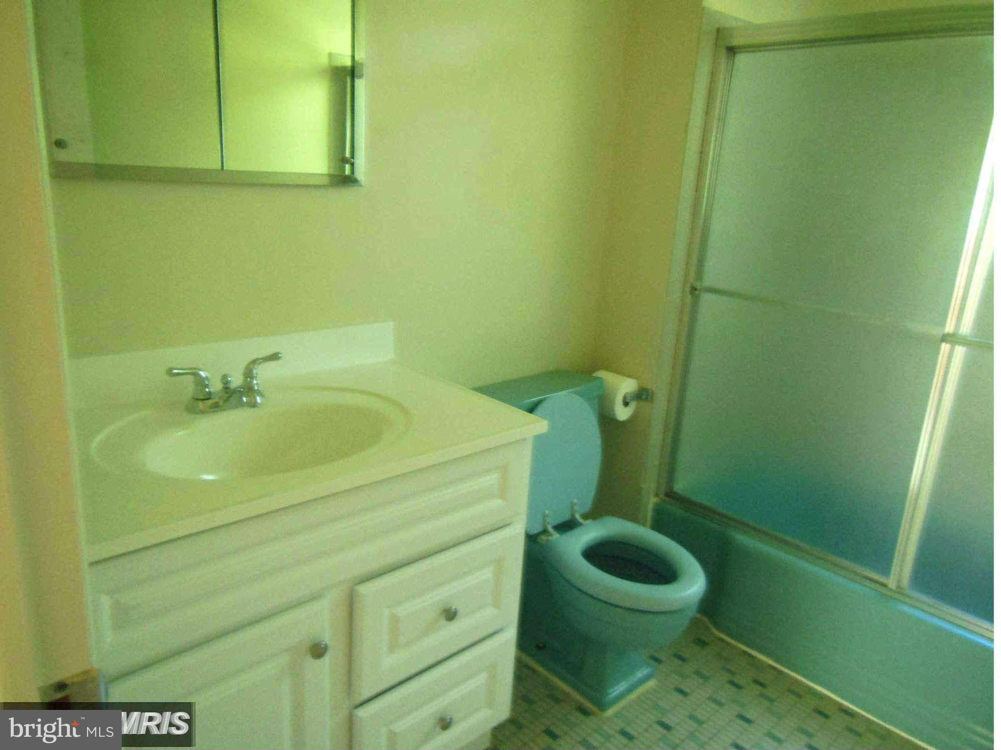 6506 Winnepeg Road Bethesda, MD 20817 - Photo 28 of 30 Bath