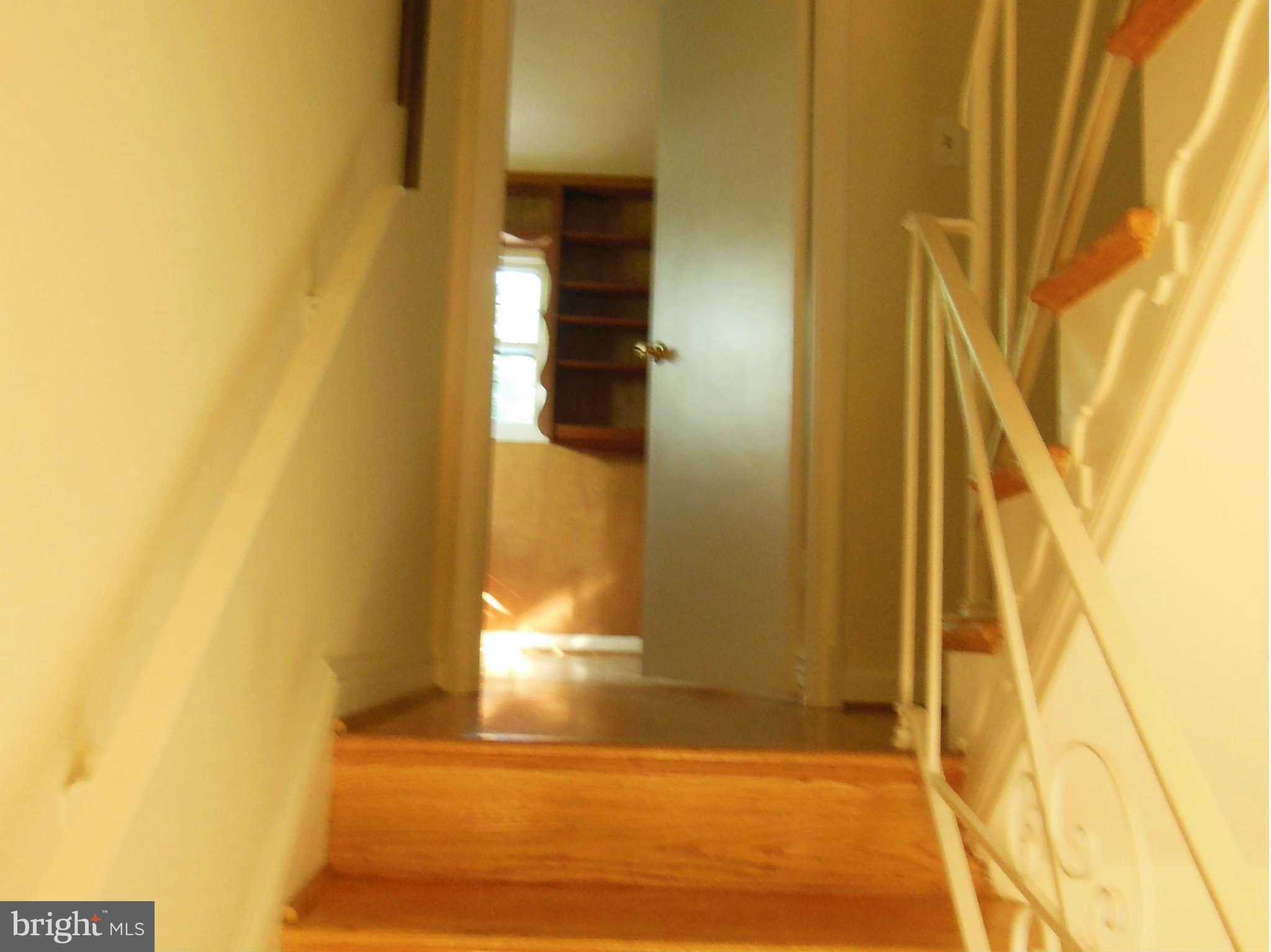 6506 Winnepeg Road Bethesda, MD 20817 - Photo 6 of 30 Interior General