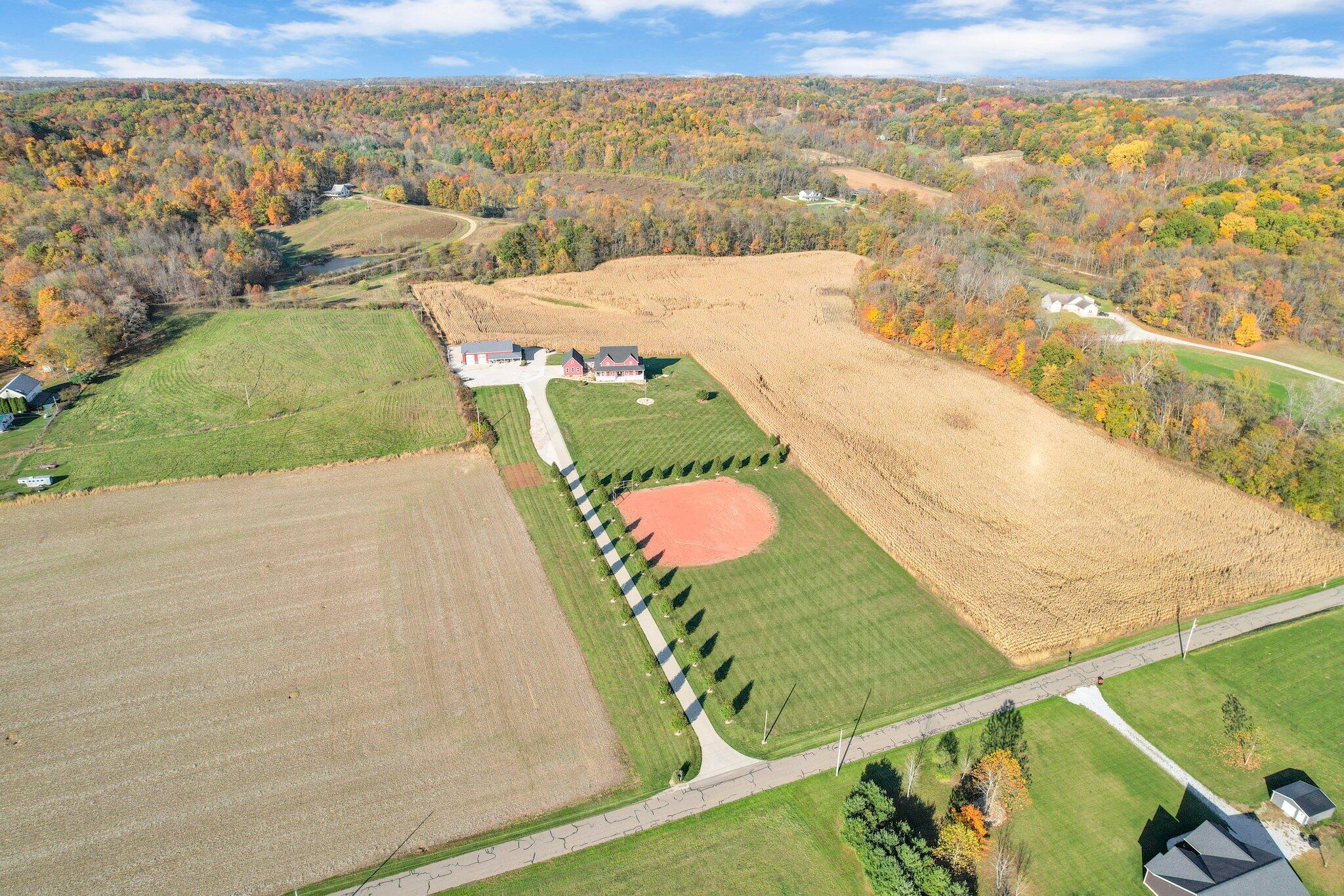 6923 Ginger Hill Road Utica, OH 43080 - Photo 83 of 137 10-web-or-mls-DJI_0127
