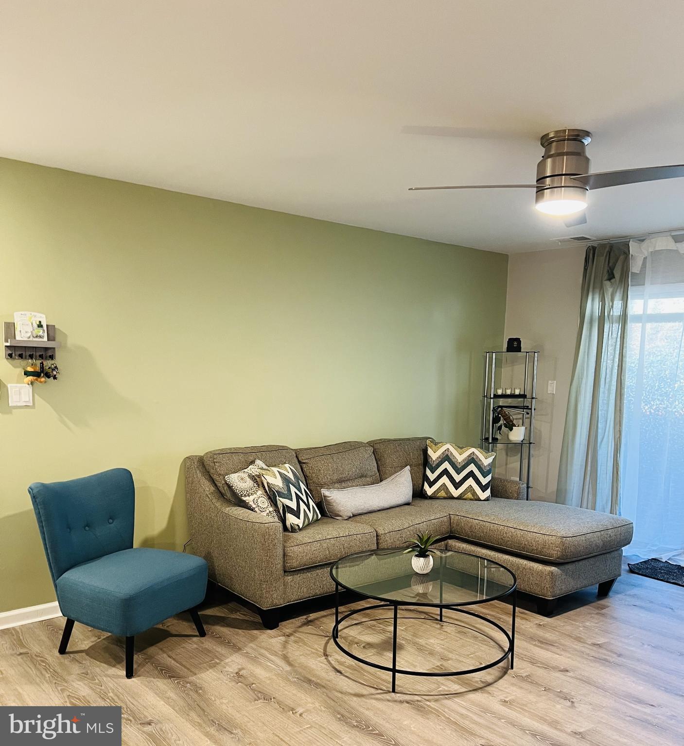 13703 Modrad Way, Unit 9B11 Silver Spring, MD 20904 - Photo 2 of 16 Living Room