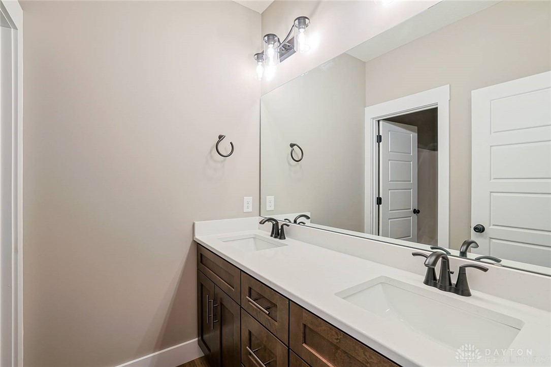 2795 Venice Crossing Hamilton, OH 45013 - Photo 27 of 51