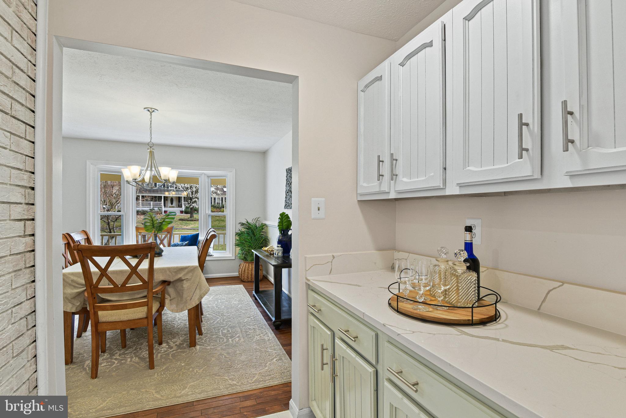 3 Carrollton Road Sterling, VA 20165 - Photo 8 of 49 Butler's Pantry