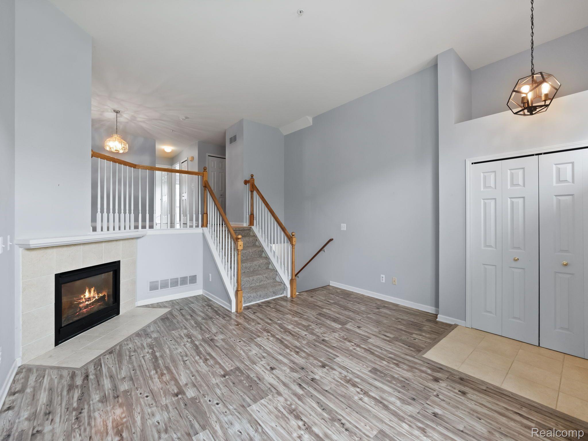 16920 Farmington Road Livonia, MI 48154 - Photo 7 of 28 Gallery Image 7
