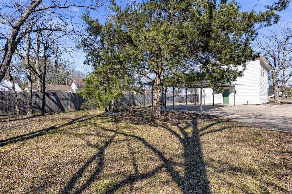 3309 South 3rd Street Waco, TX 76706 - Photo 6 of 31 a view of a yard with snow