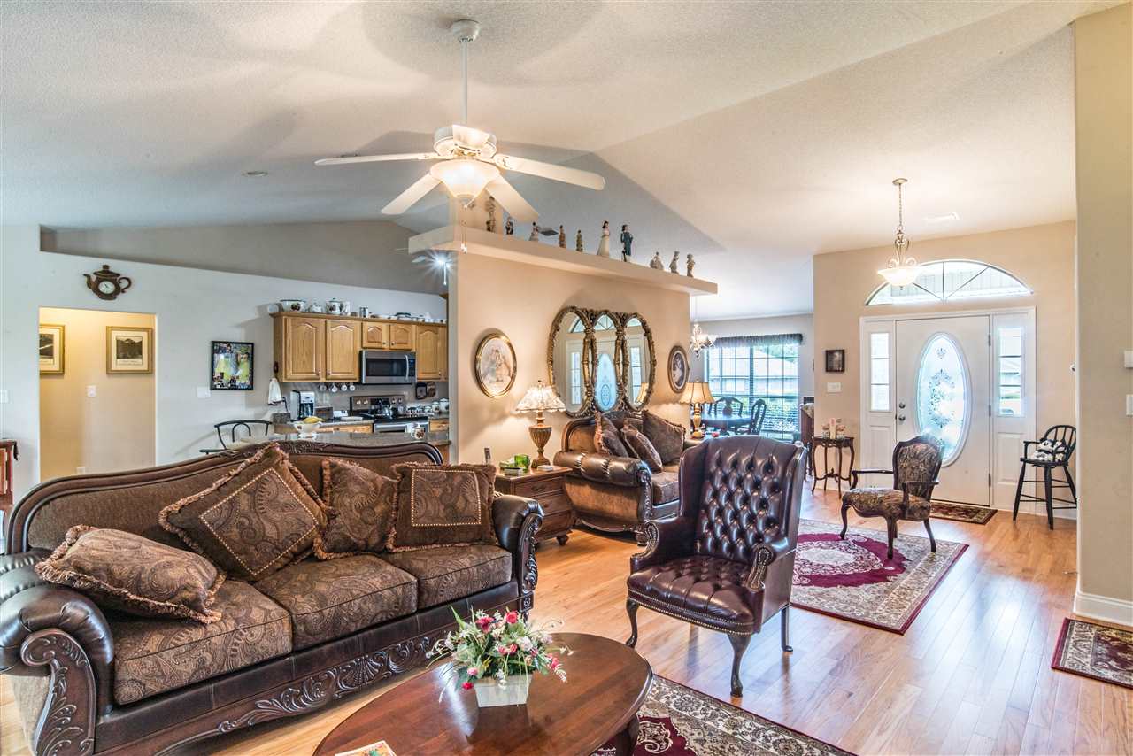 1060 Destin Avenue Foley, AL 36535 - Photo 5 of 33