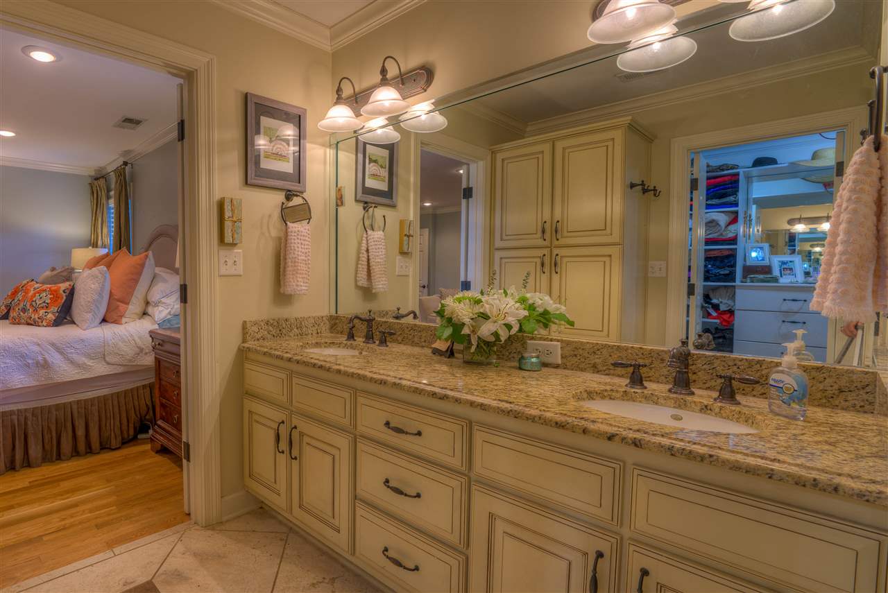 5525 Normandy Road Memphis, TN 38120 - Photo 22 of 23 Another view of the lovely master bath
